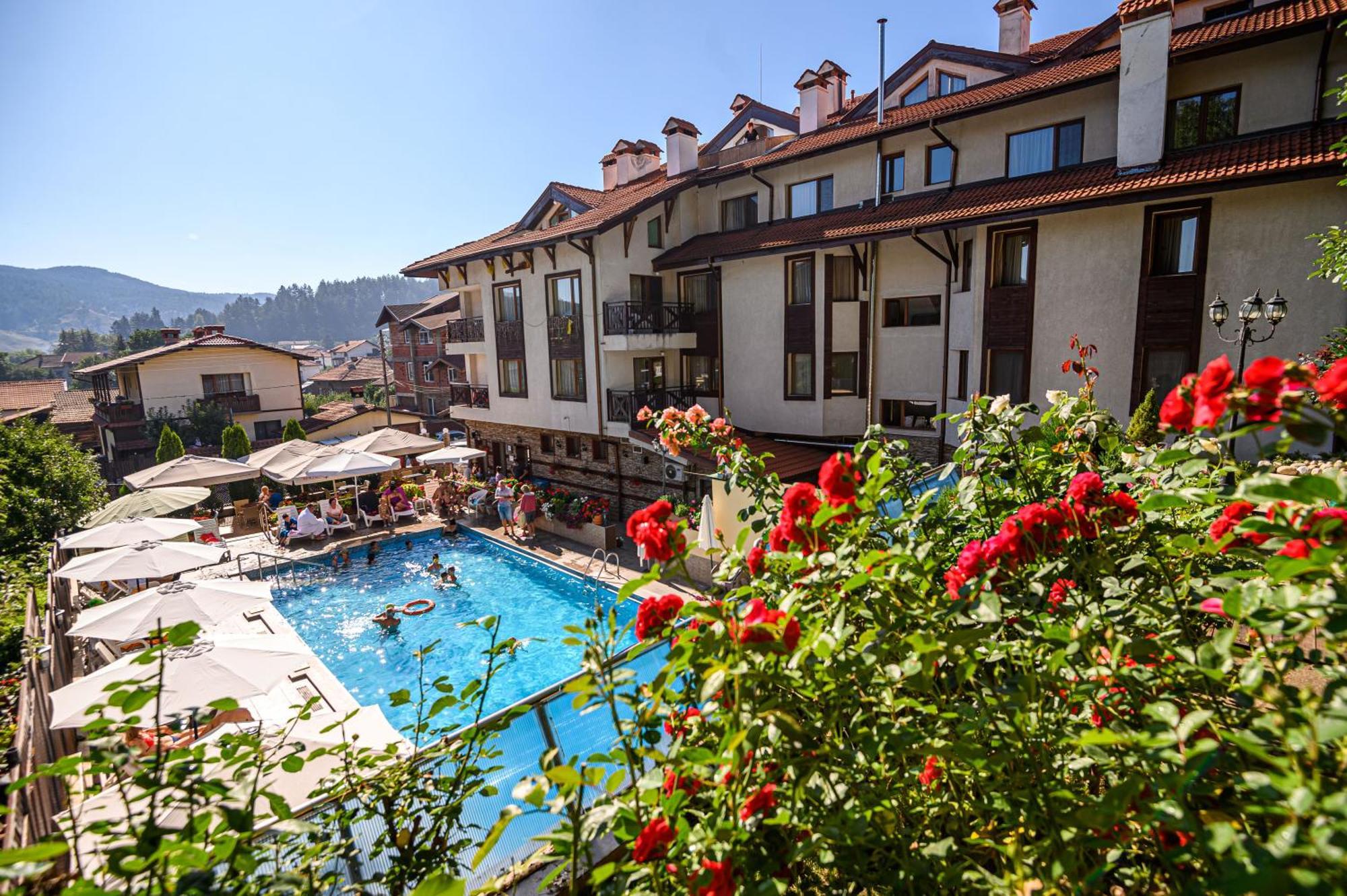 Aquilon Hotel & Thermal Pools 巴尼亚 外观 照片